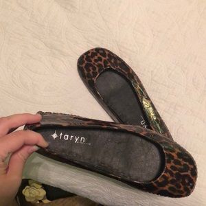 LUXURY Cheetah flats! NEVER WORN